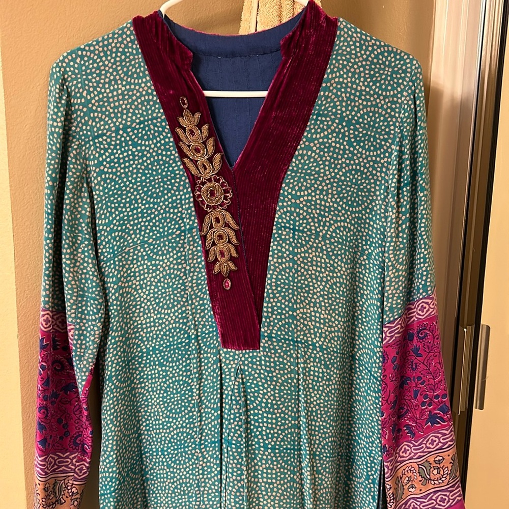 Pakistani silk beautiful shirt pre loved